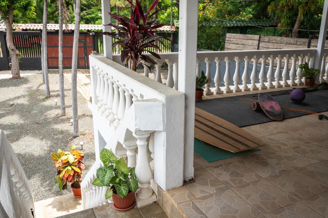 Mai Ke Kai Surf House Hostel Tamarindo Ngoại thất bức ảnh