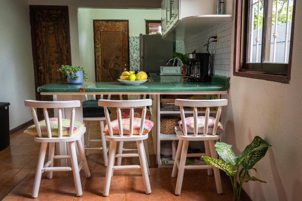 Mai Ke Kai Surf House Hostel Tamarindo Ngoại thất bức ảnh