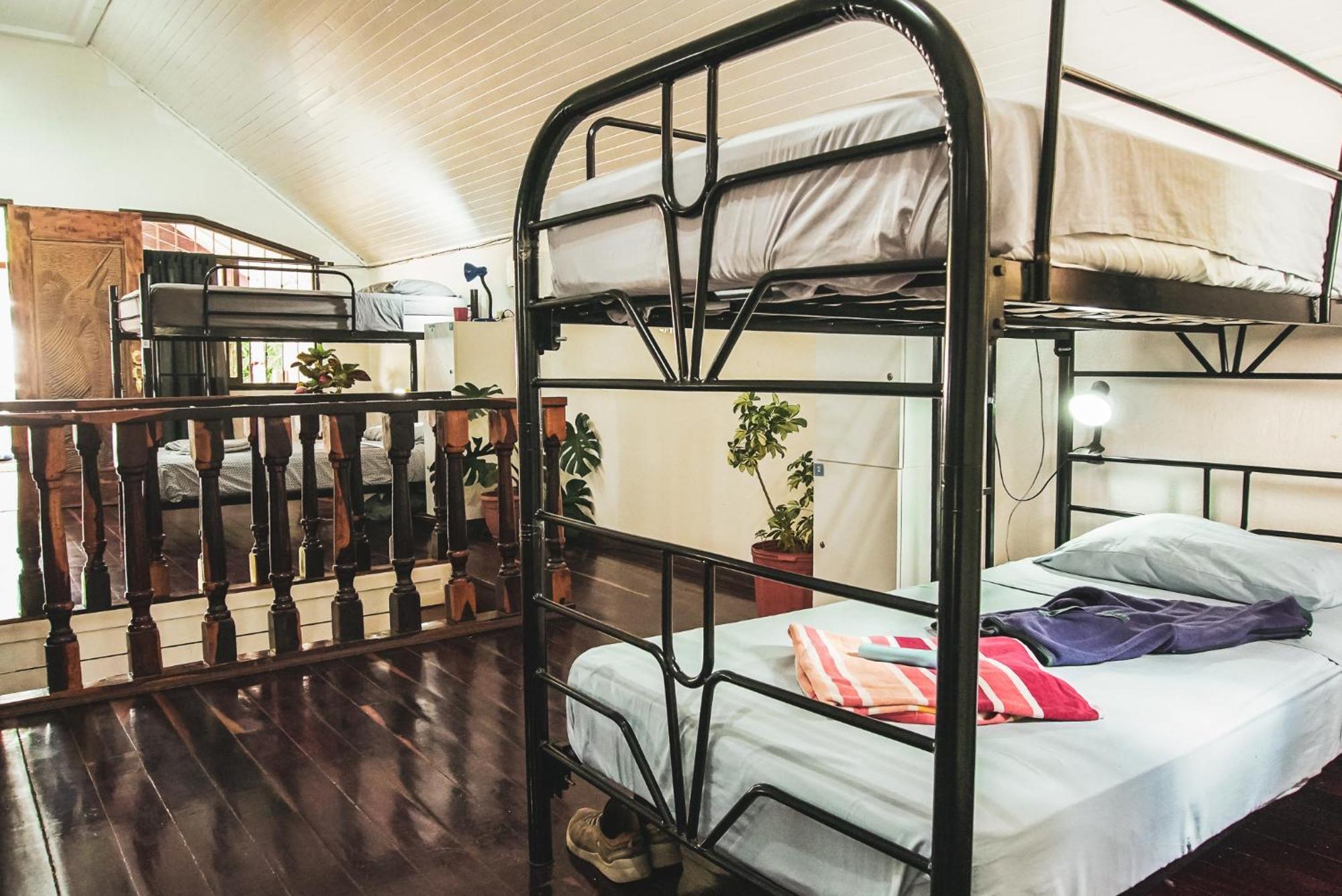 Mai Ke Kai Surf House Hostel Tamarindo Ngoại thất bức ảnh