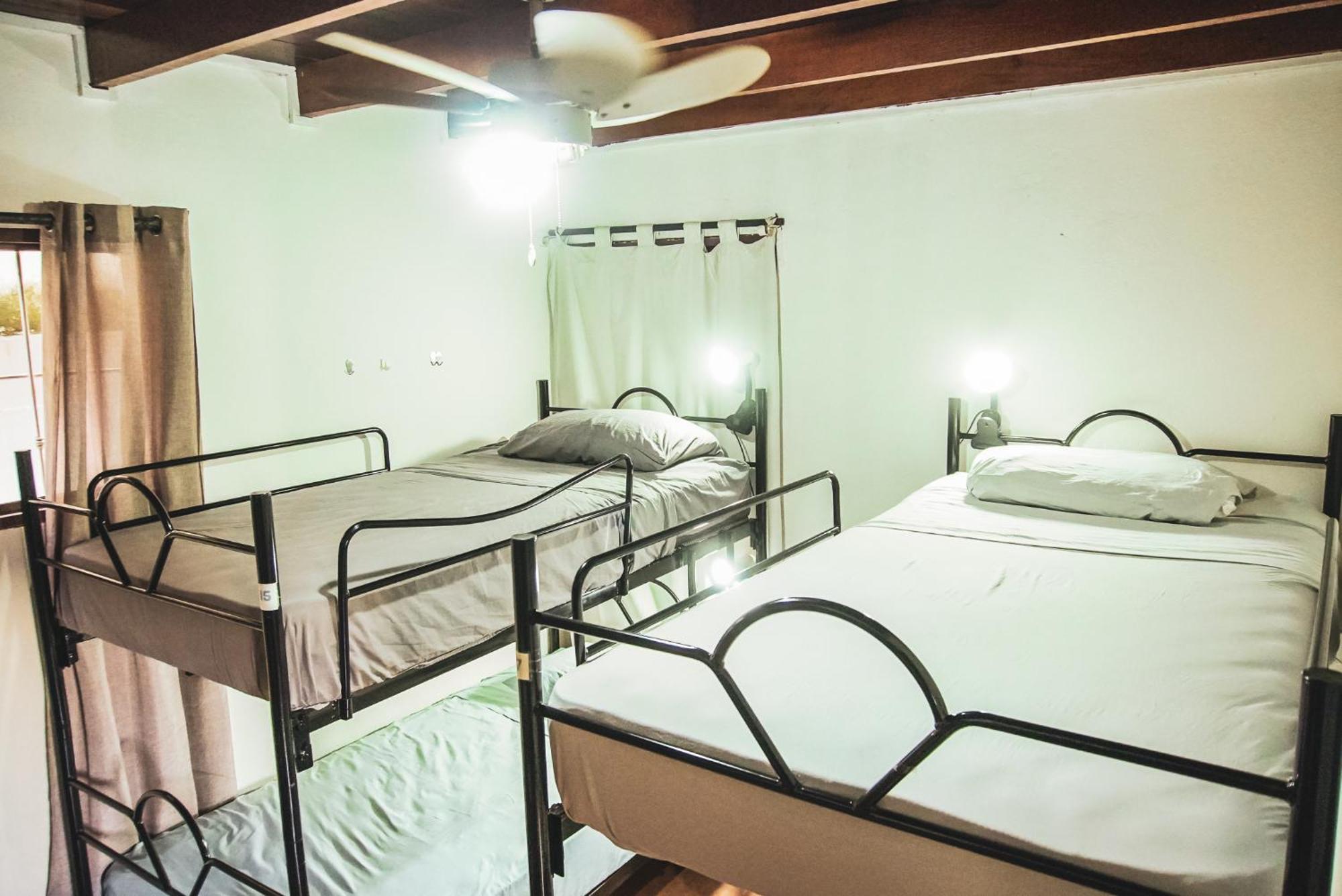 Mai Ke Kai Surf House Hostel Tamarindo Phòng bức ảnh